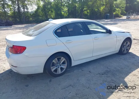 2013 BMW 528I xDrive из США, поврежденный, VIN WBAXH5C55DDW15344